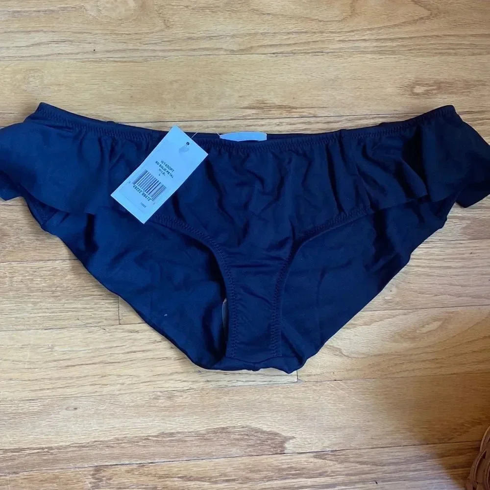 EBERJEY bikini bottoms black Large “So Solid Petal” in MNLBL color NWT